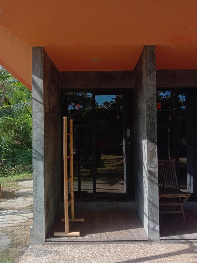 Keramas Surf Hostel エクステリア 写真